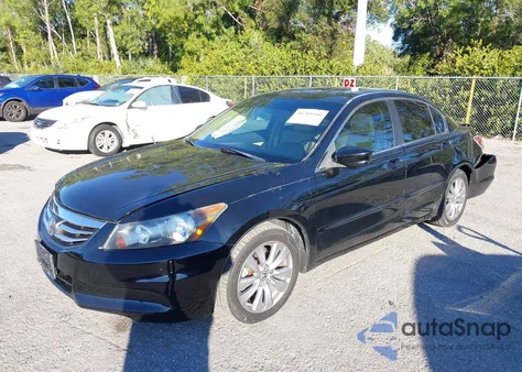 2012 Honda Accord 2.4 Ex-L z USA, uszkodzony, nr VIN 1HGCP2F88CA033992